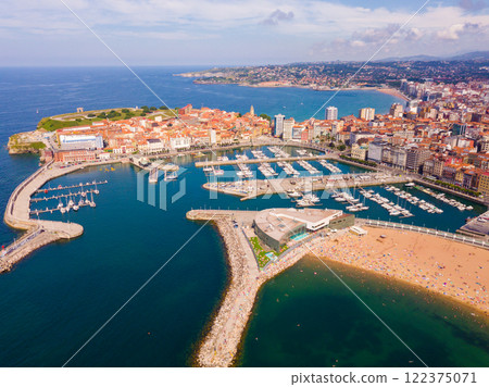 Sea shore of Gijon, Spain Sea shore of Gijon, Spain 122375071