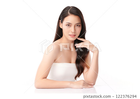 Beautiful young asian woman with clean fresh skin on white background, Face care, Facial treatment, Cosmetology, beauty and spa, Asian women portrait. Beautiful young asian woman with clean fresh skin on white background, Face care, Facial treatment, Cosmetology, beauty and spa, Asian women portrait. 122376294