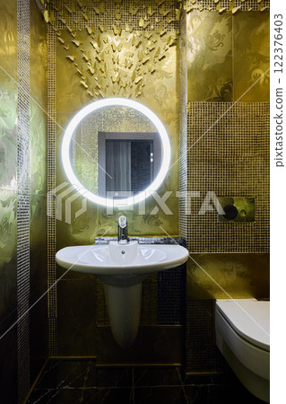 Luxurious GoldThemed Modern Bathroom Design A Sophisticated and Elegant Space for Comfort 122376403