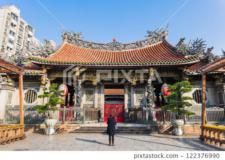 台灣龍山寺前閣 122376990