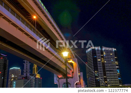 從下面看首都高速公路 從下面看首都高速公路 122377774