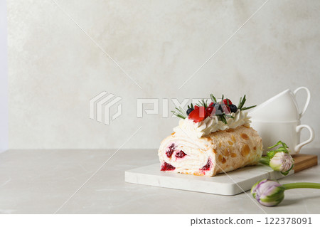 Meringue roll, concept of tasty and delicious food 122378091