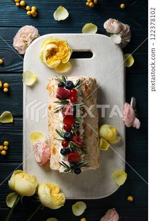Meringue roll, concept of tasty and delicious food Meringue roll, concept of tasty and delicious food 122378102