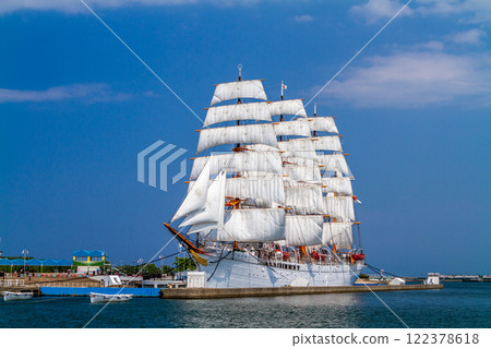 （富山觀點）初夏海王丸公園全帆展5月 122378618