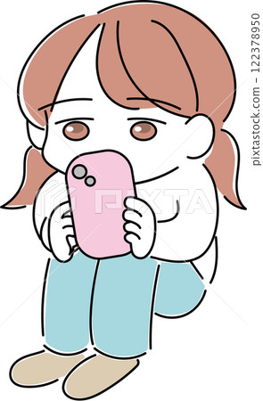 A girl obsessed with her smartphone 122378950