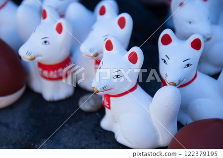 白狐雕像 白狐雕像 122379195