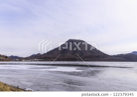 榛名山、榛名山、榛名湖、冬天的風景 榛名山、榛名山、榛名湖、冬天的風景 122379345