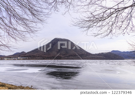 榛名山、榛名山、榛名湖、冬天的風景 122379346