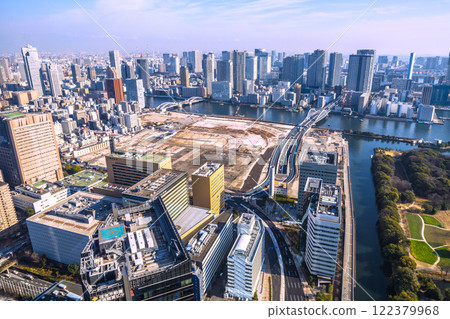 2020 年日本東京城市景觀 - 邁向新時代。築地市場舊址一景。邁向重建…=1 月 23 日 122379968