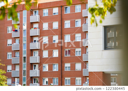 Overview of buildings with individual dwellings for private use in a city. Overview of buildings with individual dwellings for private use in a city. 122380445