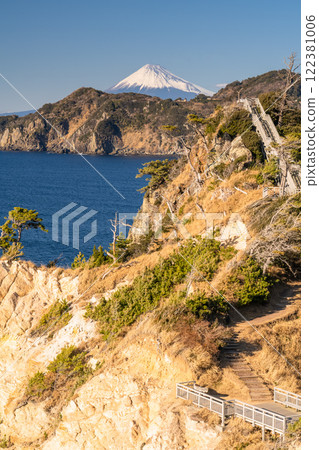 [靜岡縣] 從伊豆黃金崎看到的富士山 122381006