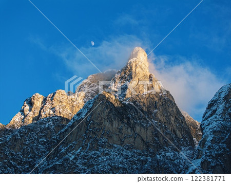 Aerial drone view of snow on the mountains in the Dolomites Aerial drone view of snow on the mountains in the Dolomites 122381771