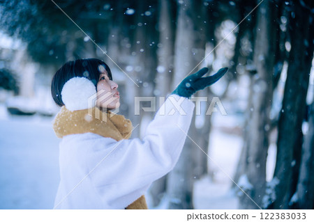 Date with your girlfriend in Hokkaido 122383033