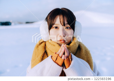 Date with her in Hokkaido Date with her in Hokkaido 122383196