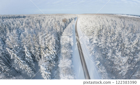 冰凍道路/雪路影像 122383390