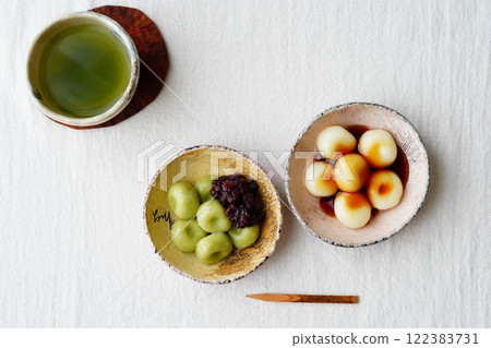 White rice dumplings 122383731