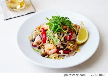 Salt fried noodles 122384063