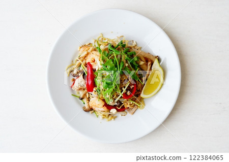 Salt fried noodles 122384065