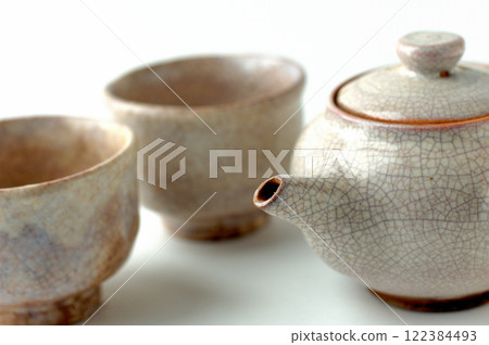 萩燒茶杯和茶壺 122384493