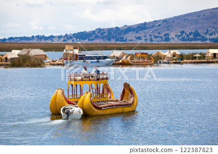Totora boat on the Titicaca lake near Puno, Peru 122387823