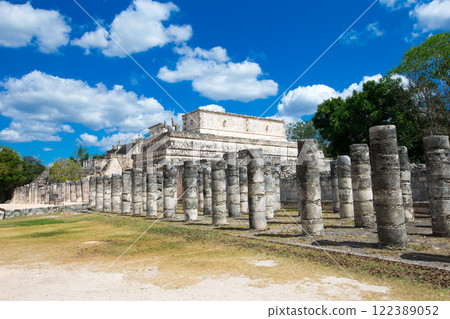 ruins of Chichen Itza, Mexico ruins of Chichen Itza, Mexico 122389052