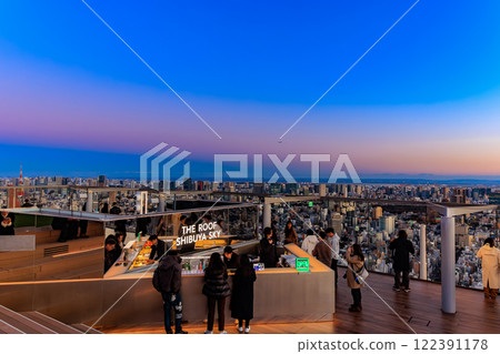 View from SHIBUYA SKY, the observation deck at Shibuya Scramble Square in Shibuya Ward, Tokyo View from SHIBUYA SKY, the observation deck at Shibuya Scramble Square in Shibuya Ward, Tokyo 122391178
