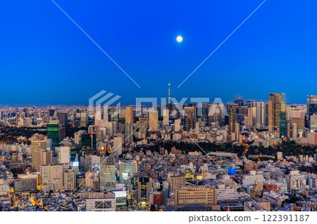 從東京都澀谷區澀谷 Scramble 廣場的展望設施 SHIBUYA SKY 眺望 從東京都澀谷區澀谷 Scramble 廣場的展望設施 SHIBUYA SKY 眺望 122391187