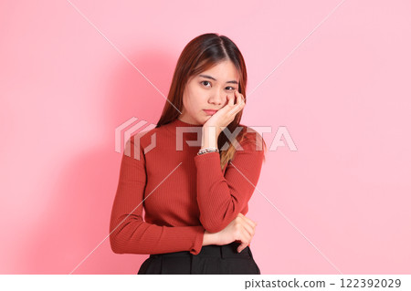 Cute Asian Woman 122392029