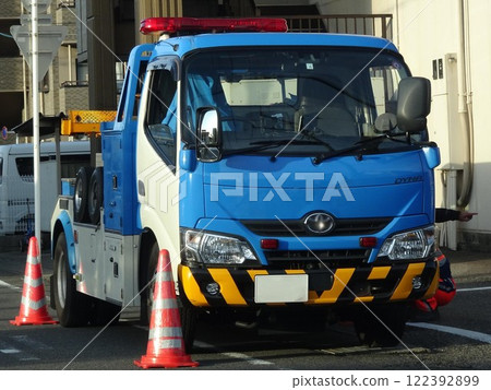 Tow truck Tow truck 122392899