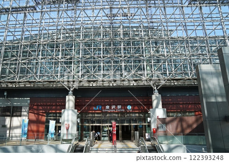 JR Kanazawa Station Kenrokuen Exit 122393248