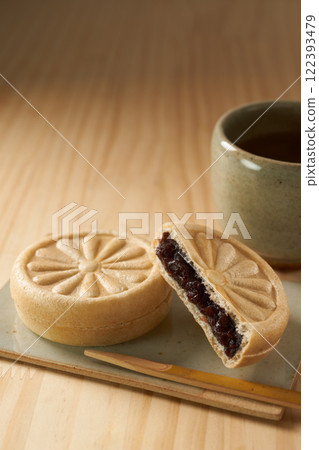Japanese sweets - bean paste monaka image Japanese sweets - bean paste monaka image 122393479