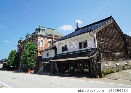 富山縣高岡市的土庫街道「山町筋」景觀 122394584