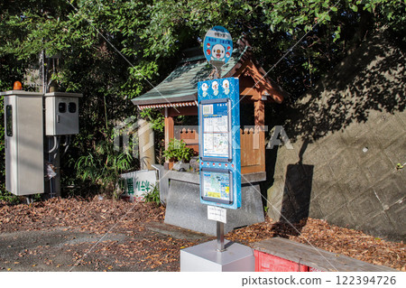 Chidorihama Bus Stop / Chidorihama, Osatsu-cho, Toba City, Mie Prefecture Chidorihama Bus Stop / Chidorihama, Osatsu-cho, Toba City, Mie Prefecture 122394726