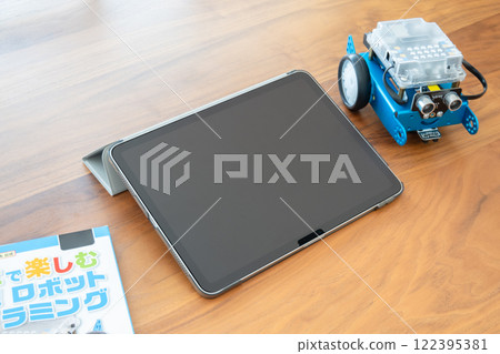 STEM education robot programming 122395381