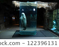旭山動物園海豹館圓筒水族館 122396131