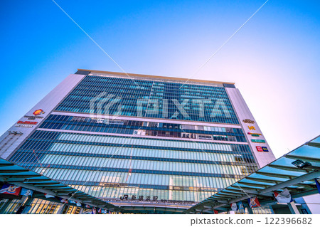 Yokohama cityscape in Japan in January 2017. (Bustling with tourists) Overlooking Shin-Yokohama Station, etc. = 22nd 122396682