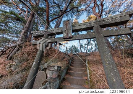 Matsushima, one of the Three Most Scenic Spots of Japan, Oshima and Mishima Shinju Inari Shrine (Matsushima Town, Miyagi County, Miyagi Prefecture) 122396684