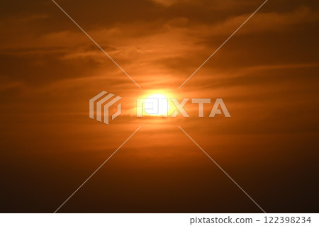 巴肯山的日落，吳哥遺址/柬埔寨 122398234