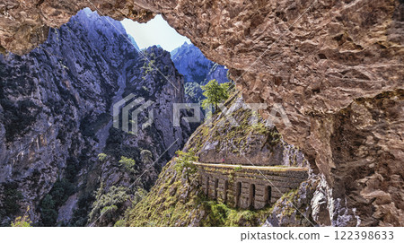 Ruta del Cares, Spain 122398633