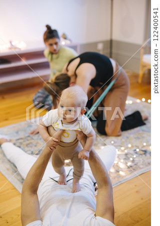 Promoting Engaging and Meaningful ParentChild Interaction Within the Wellness Space 122400541