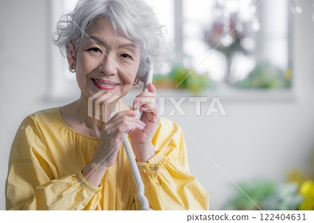 高級女人談座機電話 122404631