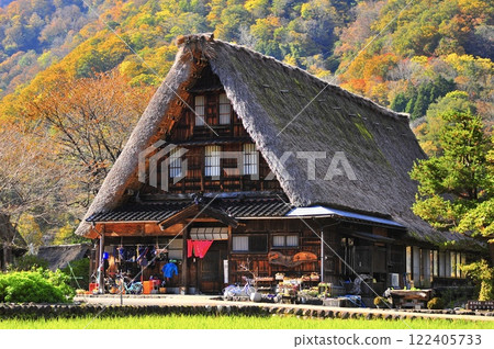 Gokayama (Suganuma) Gassho-style Village 122405733