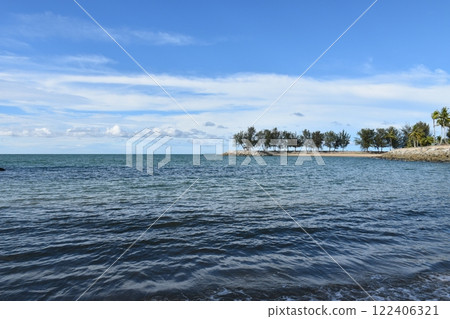 從海上看到的藍天 從海上看到的藍天 122406321