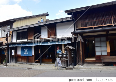 Tosaya in the Fukuro Shopping Arcade in Iwamura Castle Town, Ena City, Gifu Prefecture 122406720