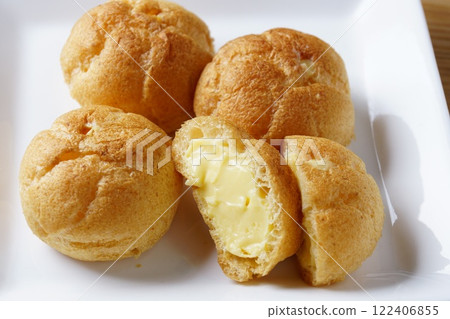 Delicious puff cream Delicious puff cream 122406855