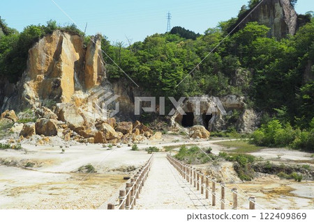 Arita ware Izumiyama magnet field (the birthplace of Japanese porcelain) 122409869