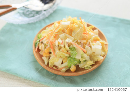 Enjoy a lightly flavored Chinese cabbage coleslaw (dressed with mayonnaise) Enjoy a lightly flavored Chinese cabbage coleslaw (dressed with mayonnaise) 122410067