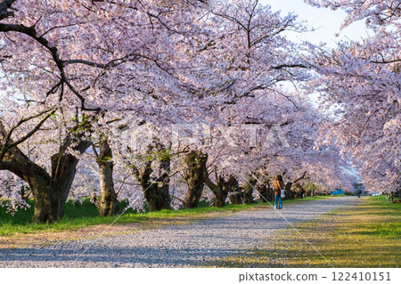 旭船川河 122410151