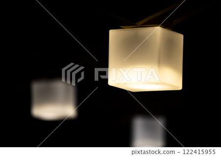 Warm light source: gentle light field Warm light source: gentle light field 122415955