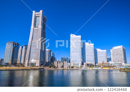A ray of hope in the cityscape of Yokohama, Japan... View of the Yokohama Landmark Tower in front of Sakuragicho Station... = January 22, 2025 A ray of hope in the cityscape of Yokohama, Japan... View of the Yokohama Landmark Tower in front of Sakuragicho Station... = January 22, 2025 122416488